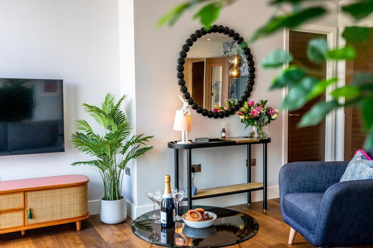 Appartamento Out Of Office @ Ryedale House York Esterno foto